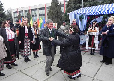 Новый Регион: Рыбничане отметили День города вместе с делегациями городов-побратимов (ФОТО)