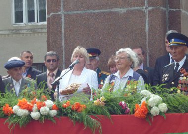 Новый Регион: Потомки лейтенанта, захороненного на Мемориале Славы в Слободзее, передали его письма в местный музей (ФОТО)