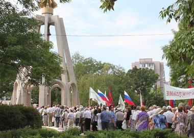 Новый Регион: В Приднестровье открыт памятник генералу Александру Лебедю (ФОТО)