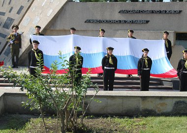 Новый Регион: В Приднестровье открыт памятник генералу Александру Лебедю (ФОТО)