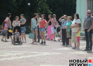 Новый Регион: В приднестровской столице состоялась акция по сбору помощи для детей-сирот (ФОТО)