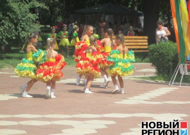 Новый Регион: В приднестровской столице состоялась акция по сбору помощи для детей-сирот (ФОТО)