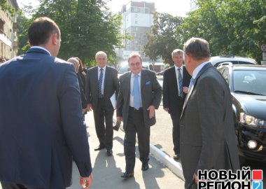 Новый Регион: Спецпредставители ОБСЕ, Украины, России обсудили в Приднестровье насущный вопрос: 'Что делать?' (ФОТО)